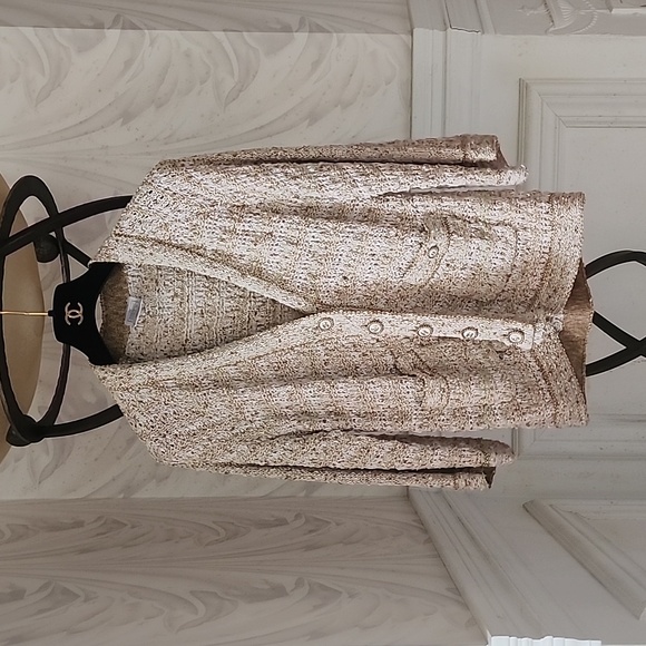 Chanel Limited Edition gold tweed jacket - Picture 1 of 14